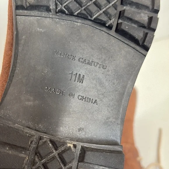 Vince Camuto Lancelot Chukka brown leather upper lace up ankle boots - Picture 6 of 16